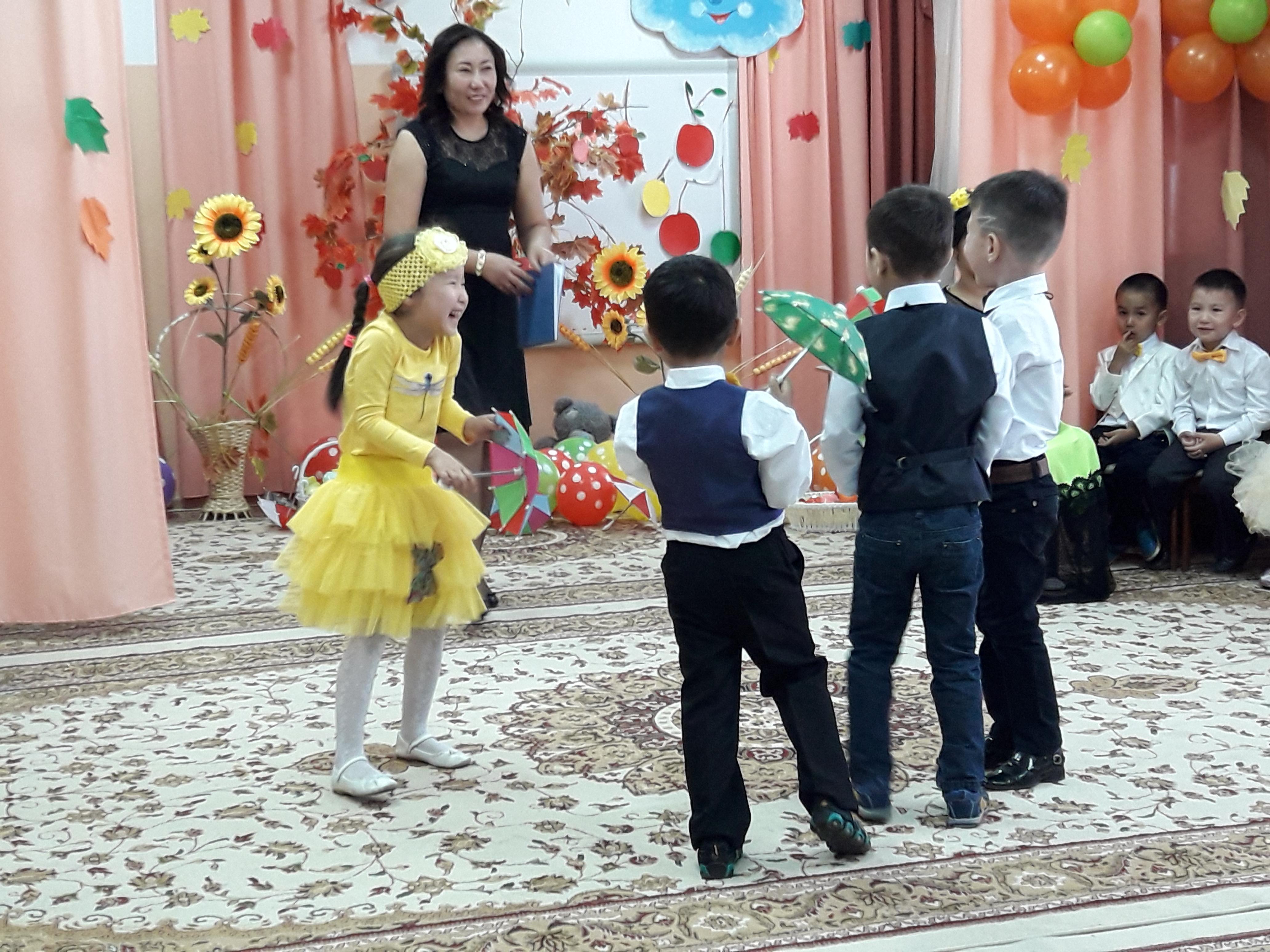 "Алтын күз" 2017ж мектепалды даярлық "Көгершін" тобы