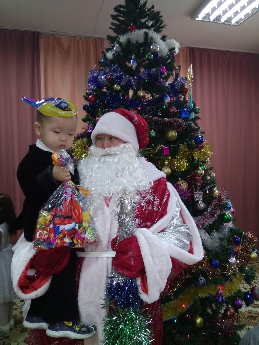 Ертеңгілік "Көнілді Аяз ата!" ІІ-кіші "Балдырған" тобы