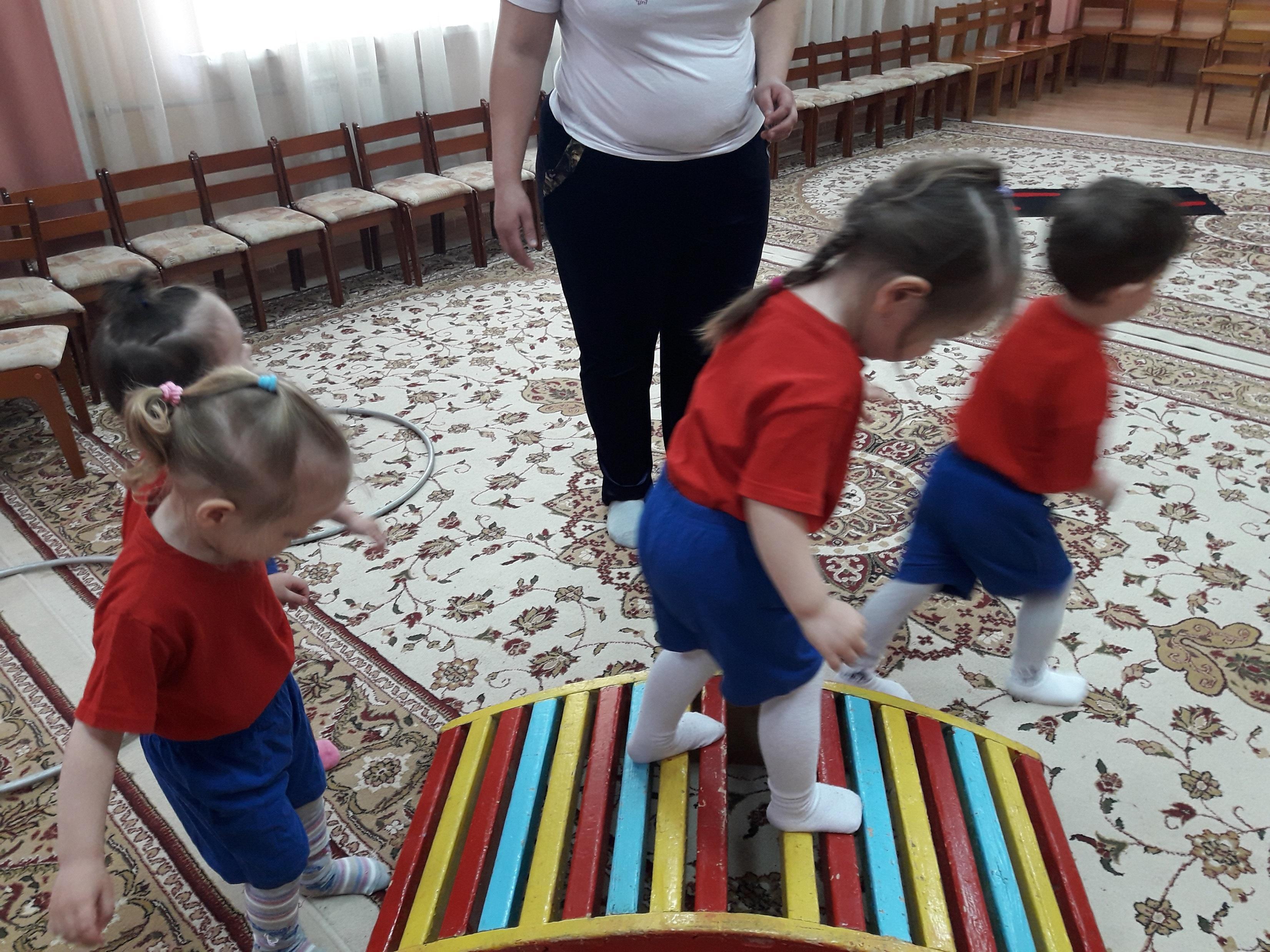 "Денсаулық"білім беру саласы, "Дене шынықтыру" ҰОҚ, "Дені саудын, жаны сау" ІІ-кіші топ